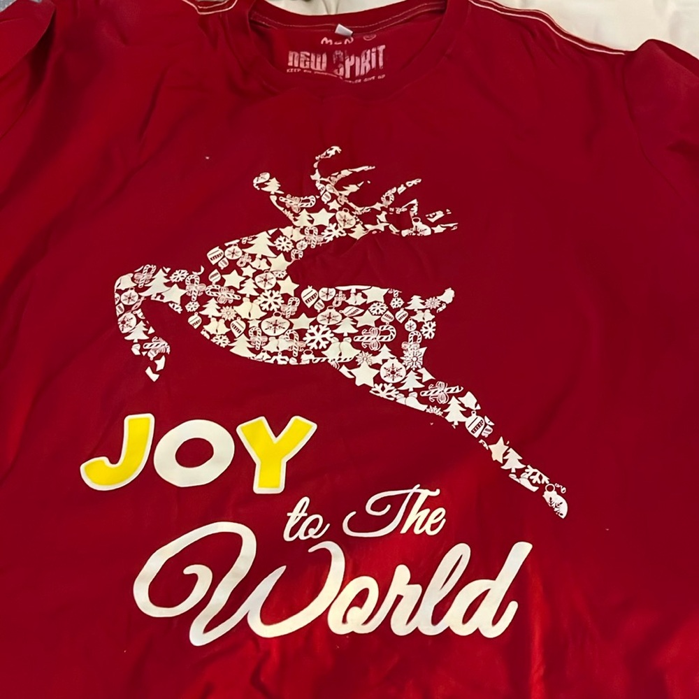 Christmas Joy to the World tee